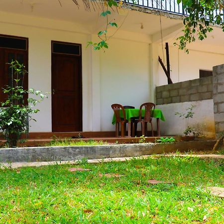 Deshani Holiday Inn Dambulla Eksteriør bilde