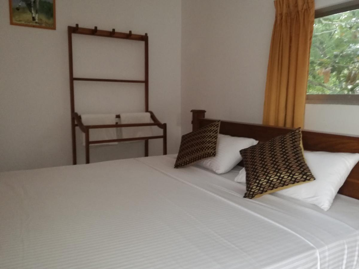 Deshani Holiday Inn Dambulla Eksteriør bilde