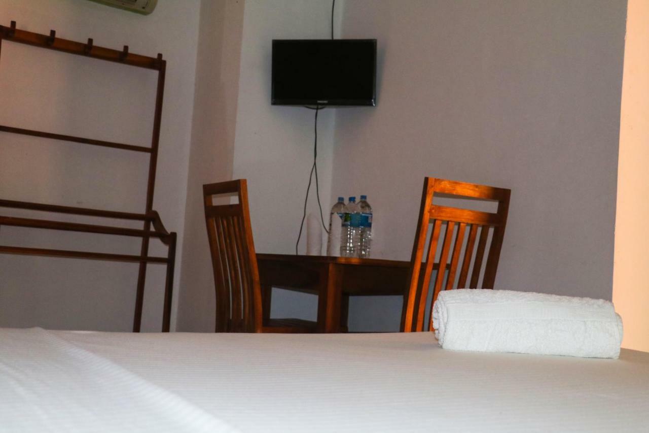 Deshani Holiday Inn Dambulla Eksteriør bilde