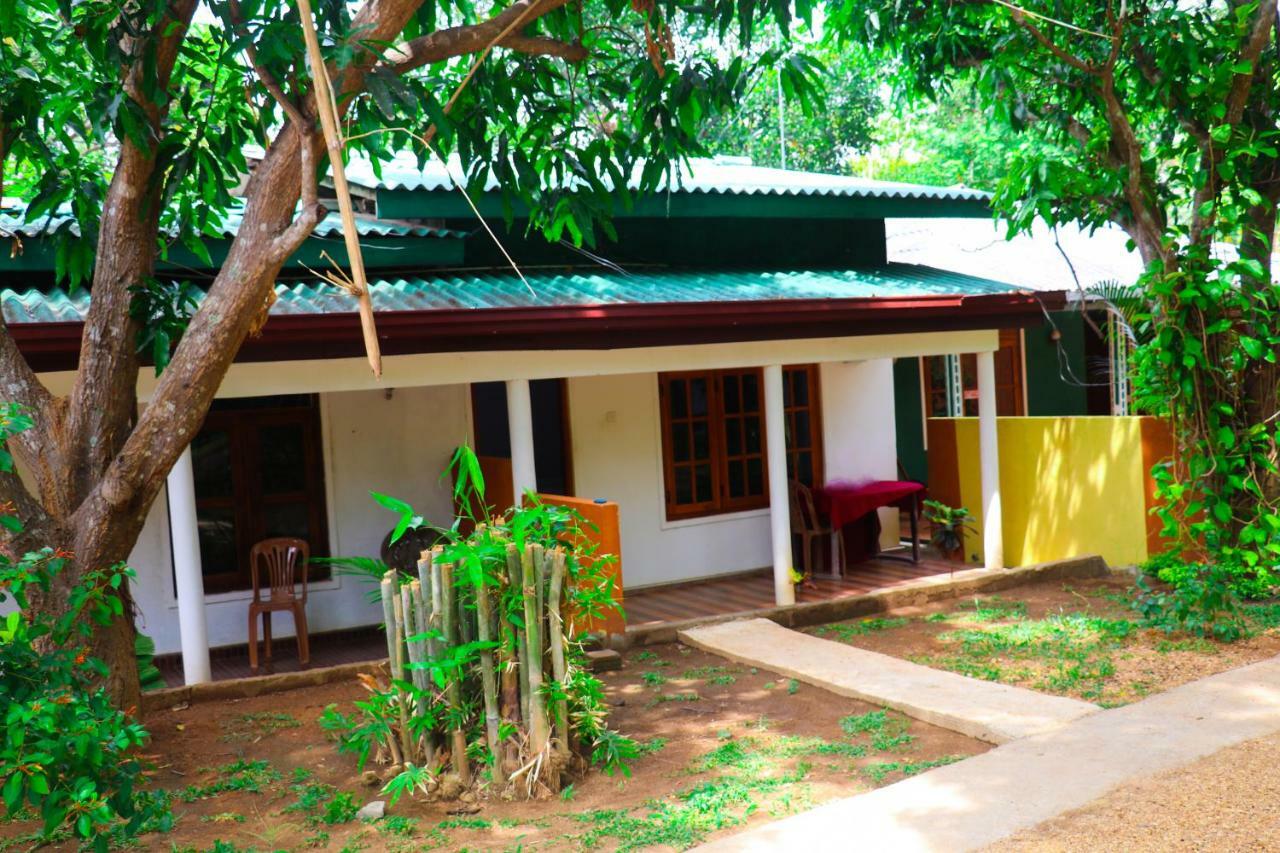 Deshani Holiday Inn Dambulla Eksteriør bilde