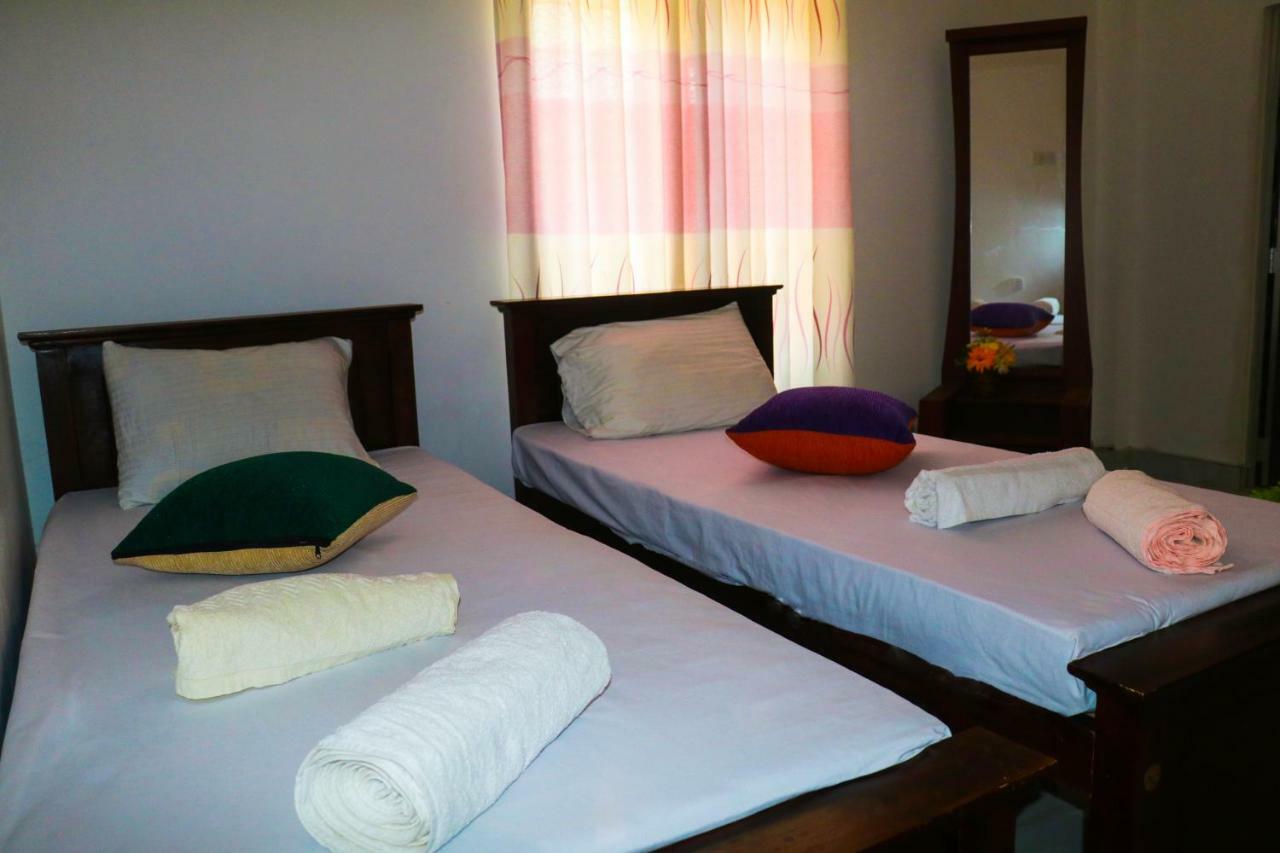 Deshani Holiday Inn Dambulla Eksteriør bilde